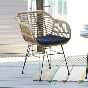 SALSA Πολυθρόνα Τραπεζαρίας Κήπου, Μέταλλο Βαφή Μαύρο, Wicker Φυσικό, Μαξιλάρι Μαύρο